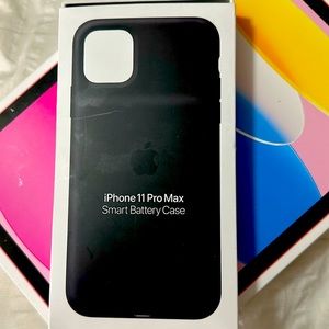 iPhone 11 Pro Max Smart Battery Case